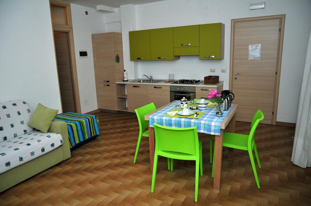 Le Rose Villa San Biagio della Cima Room photo